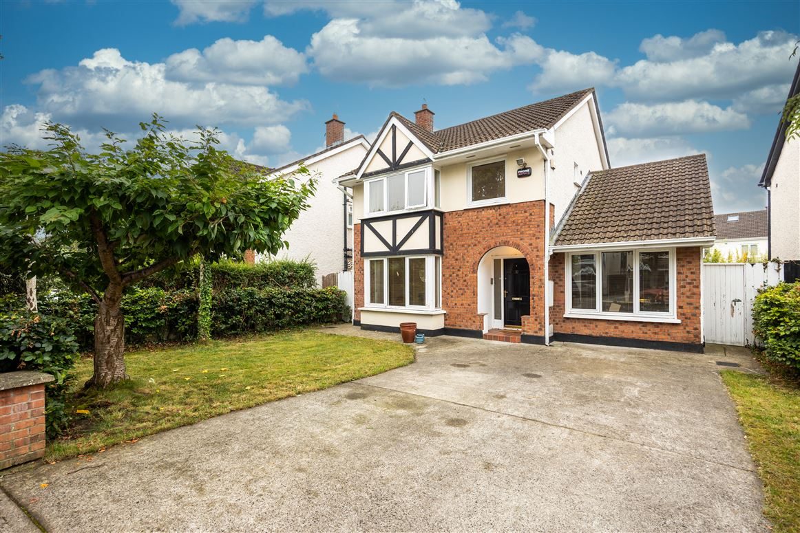 Photograph 1 of 10 Luttrellstown Oaks, Carpenterstown, Dublin 15
